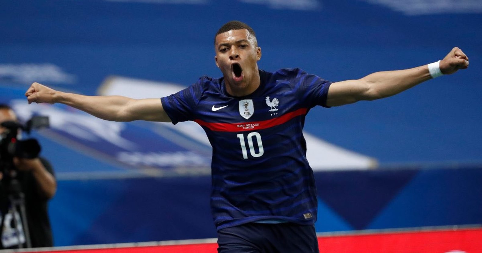 Στην εθνική Γαλλίας βλέπουν… Μπαπέ στη Ρεάλ! (vid)