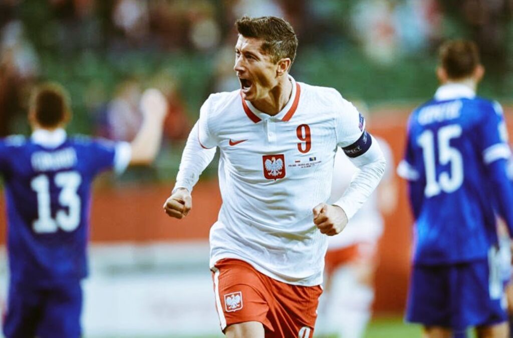 Τα γκολ και οι γυναίκες έρχονται για τον Λεβαντόφσκι δυο- δυο! (pic)