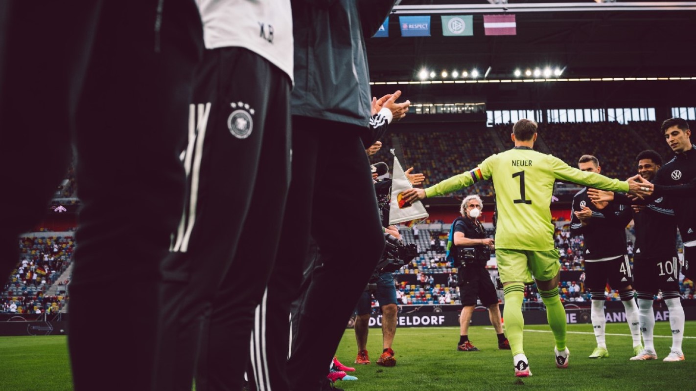 Ο Νόιερ αποθεώθηκε… και έγραψε ιστορία με την Γερμανία! (pics)