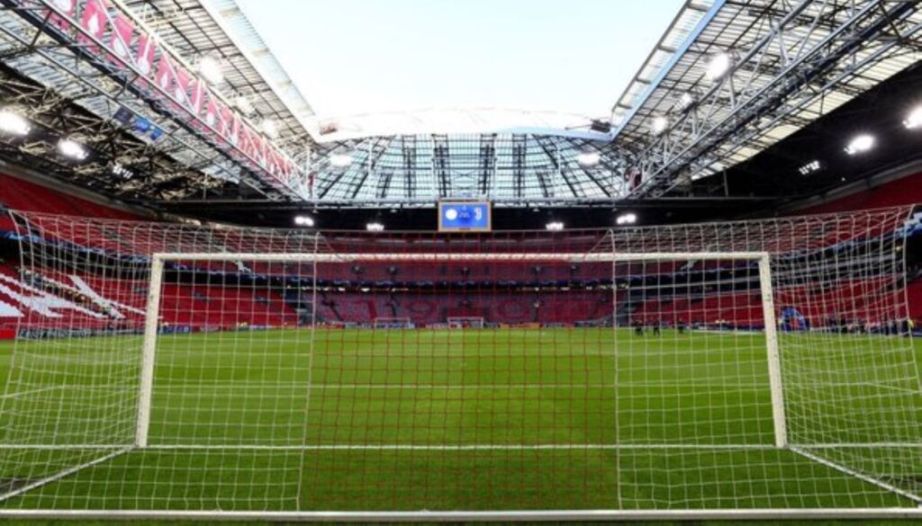 Φεστιβάλ ποδοσφαίρου στο Άμστερνταμ, πληγωμένοι οι Δανοί – τριάδα “φωτιά” στο 8Χ!