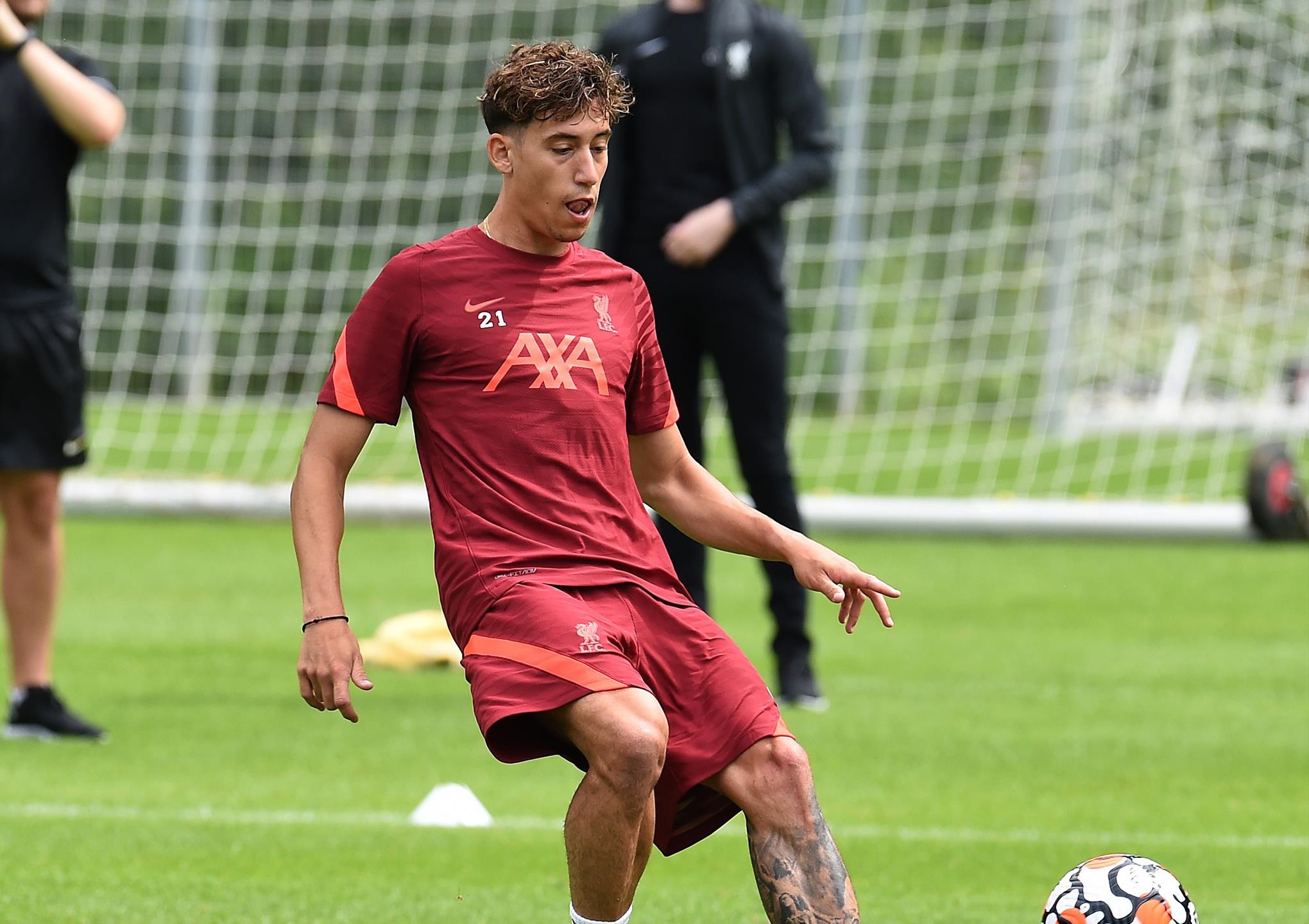 Το «κόλλησε» στην προπόνηση ο Τσιμίκας (vid)