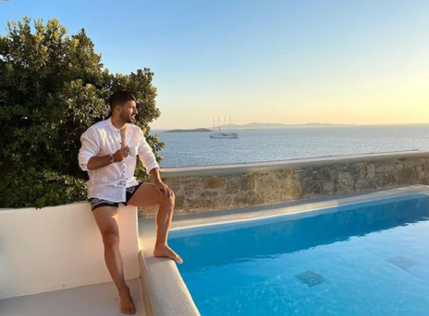 Πρώτα Μύκονο μετά Βαρκελώνη ο Αγκουέρο (pics)