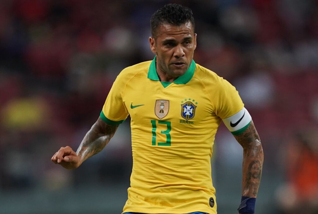 Ο Ντάνι Άλβες μετά τους Ολυμπιακούς θέλει και Μουντιάλ!