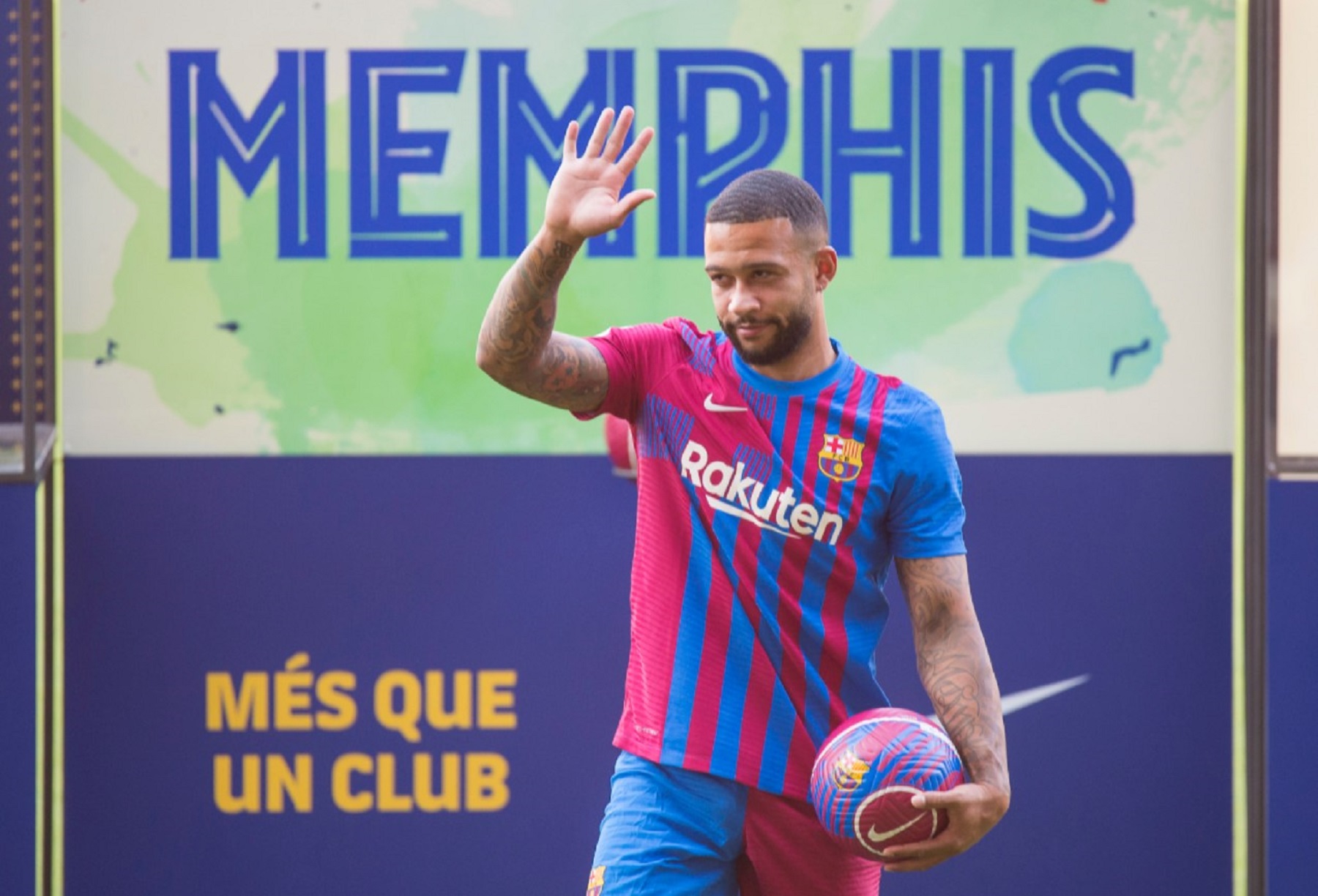 Ντεπάι: «Ήρθα στην Μπαρτσελόνα για να κερδίσω τίτλους»