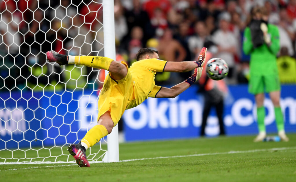 Κορυφαίος του EURO ο Ντοναρούμα! Μάγεψε την Ευρώπη ο Ιταλός (Pic)