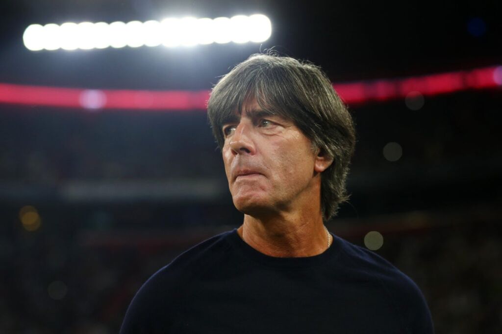 «Ο Λεβ καλύτερα να γίνει τηλεσχολιαστής»