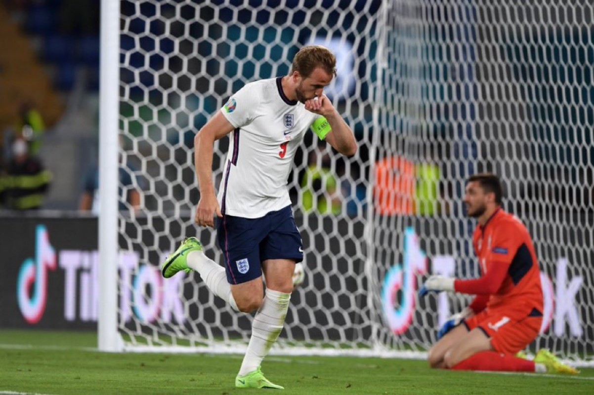 Κέιν: «Όλοι μιλούσαν για εμένα. Απάντησα! Έχουμε όμως δρόμο…»