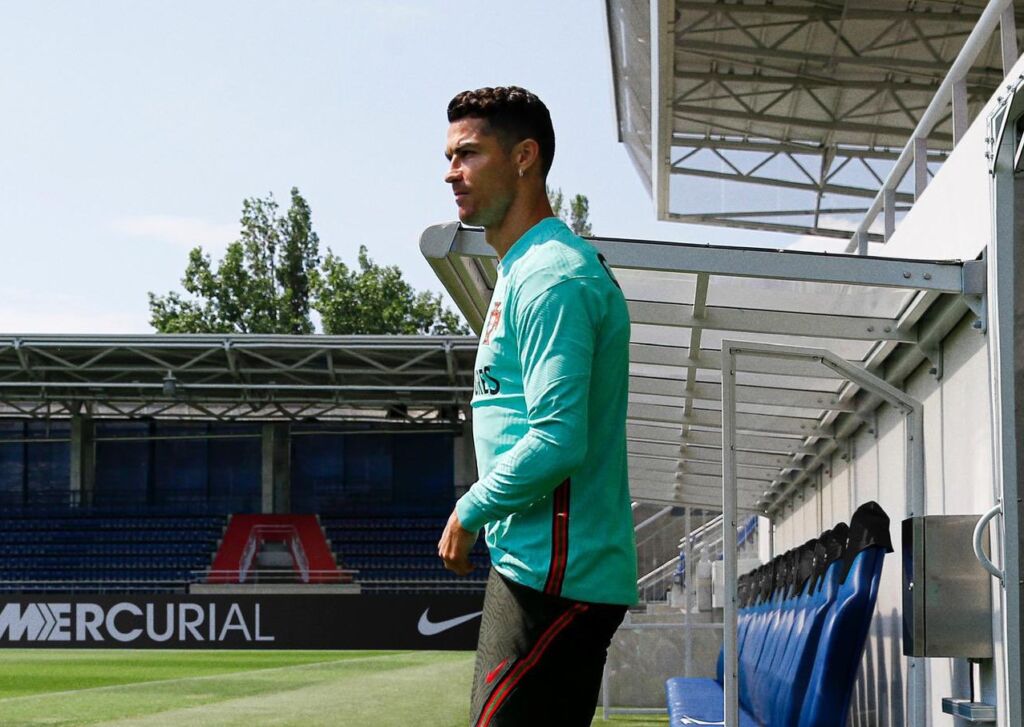 Ο Κριστιάνο βγήκε παγανιά στις… θάλασσες! (pic)