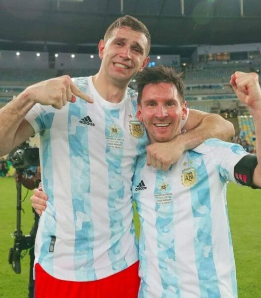 Μαρτίνες Μέσι