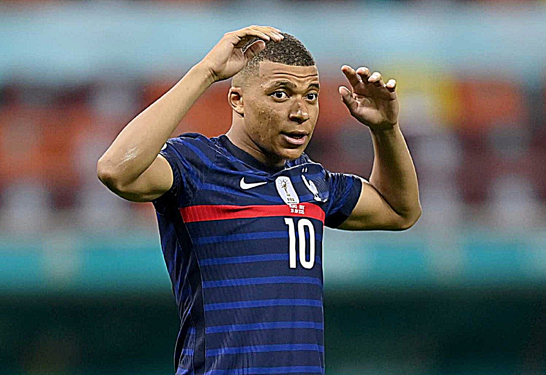 Ανελκά σε Μπαπέ: «Αν θες Χρυσή Μπάλα, φύγε απ’ την Παρί»