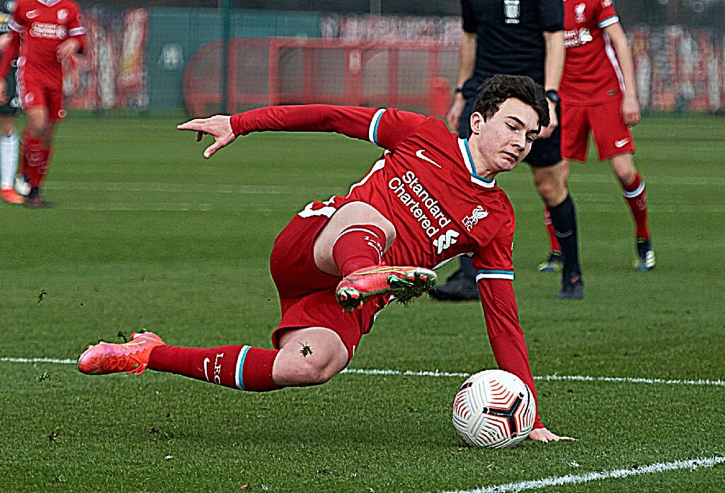 Υπέγραψε συμβόλαιο με τη Λίβερπουλ ο «Πολωνός Μέσι»!