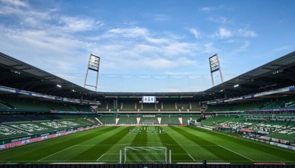 Πρεμιέρες με καρέ επιλογών σε απόδοση 16.57!!!