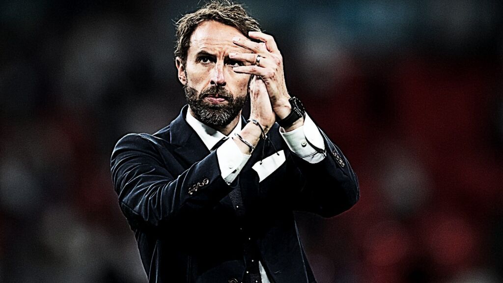 Ο Σάουθγκεϊτ τα… ακούει αλλά «ανέστησε» την Αγγλία