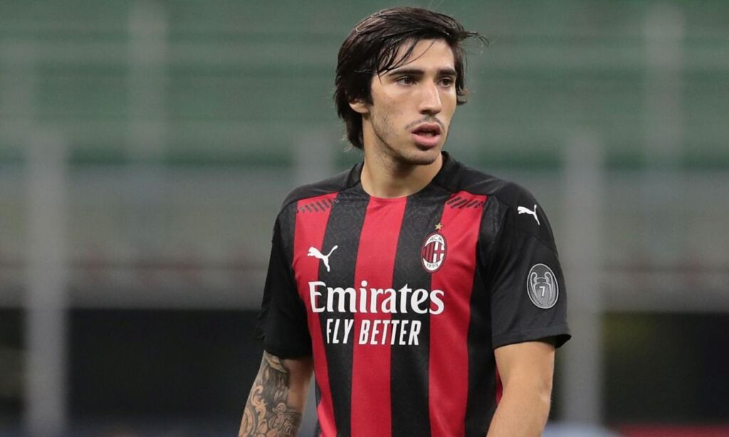 Και επίσημα στην Μίλαν ο Τονάλι! (pic)