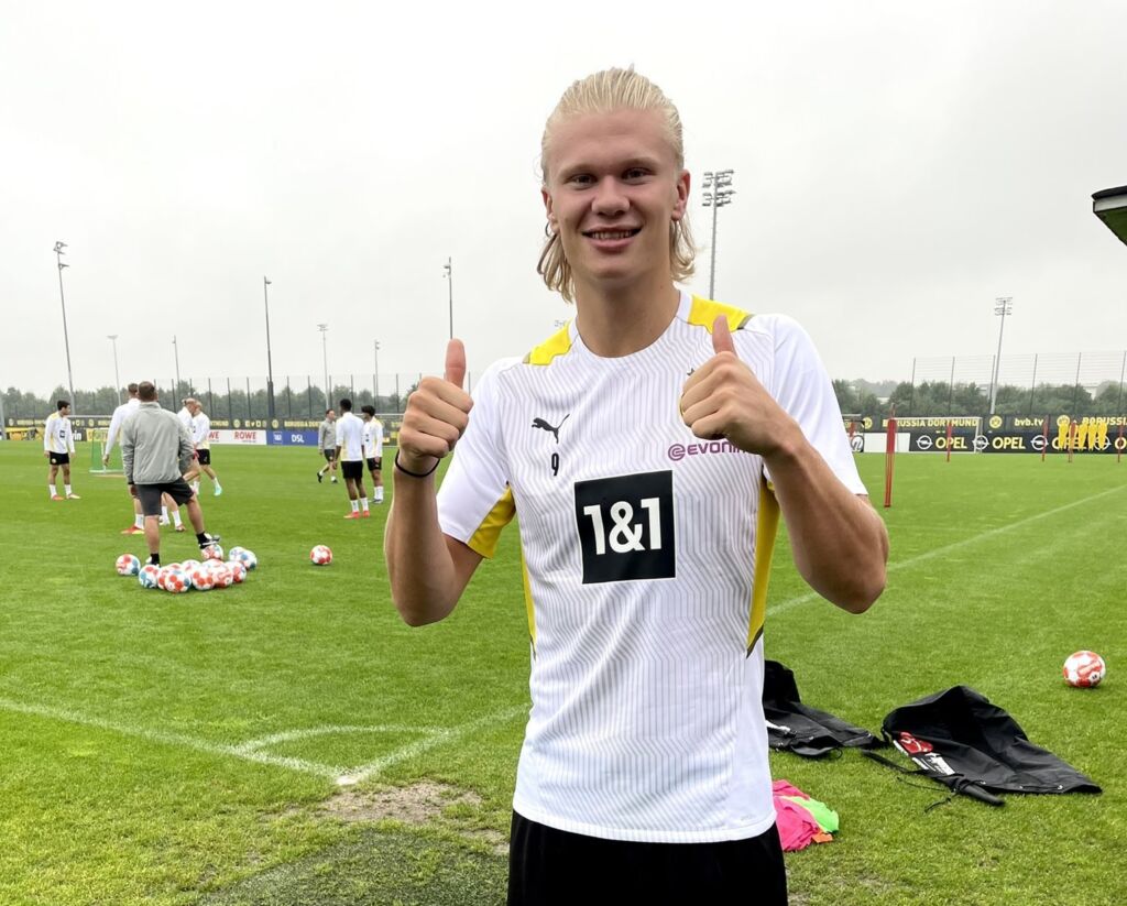 Δεν χαλαρώνει ο Χάαλαντ! Σκοράρει κατά ριπάς και το καλοκαίρι! (vid)