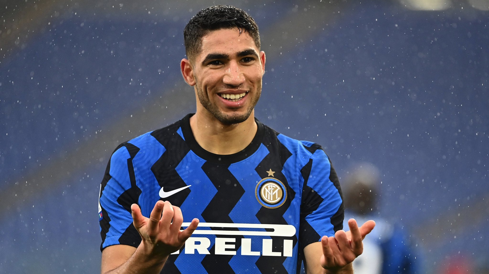 Χακίμι: «Τιμή μου που φόρεσα τη φανέλα της Ίντερ» (pic)