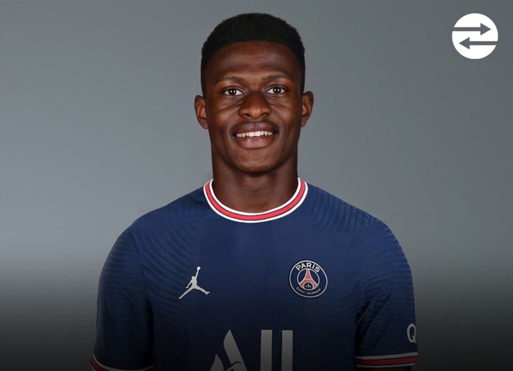 Ανακοίνωσε αριστερό μπακ… διαμάντι η Παρί! (pic)