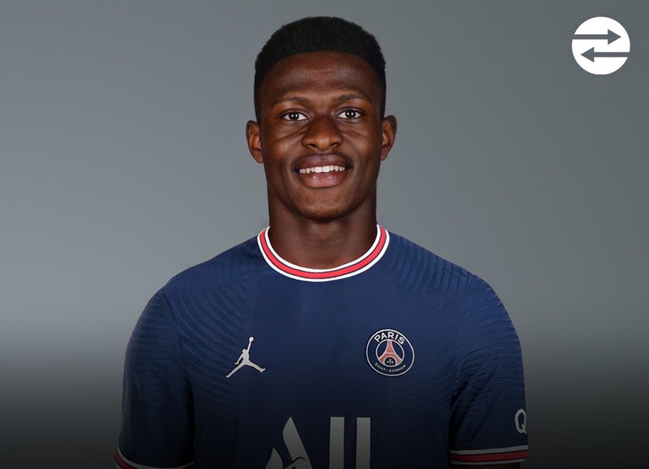 Ανακοίνωσε αριστερό μπακ… διαμάντι η Παρί! (pic)