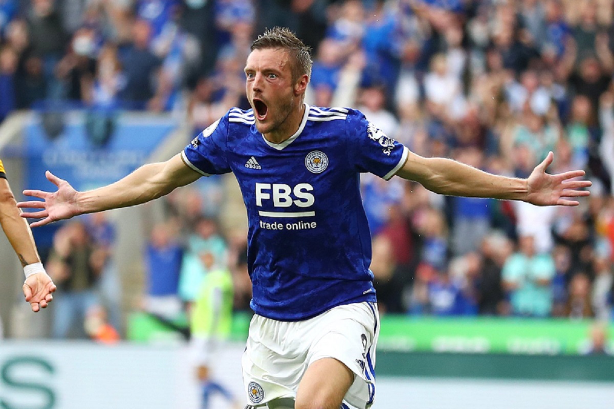 Ο απίθανος πανηγυρισμός λύκου του Βάρντι κόντρα στη… Γουλβς!