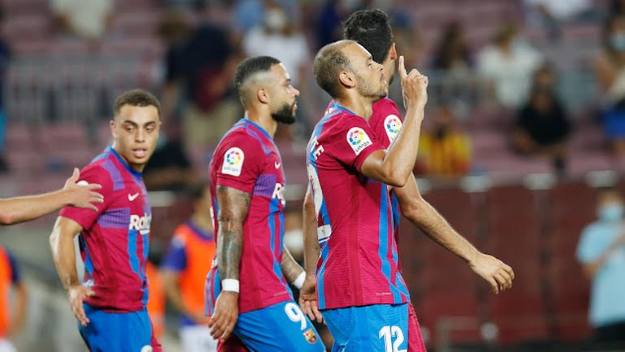 Πρεμιέρα αφιερωμένη στον… Θεό της η Μπαρτσελόνα (vid)