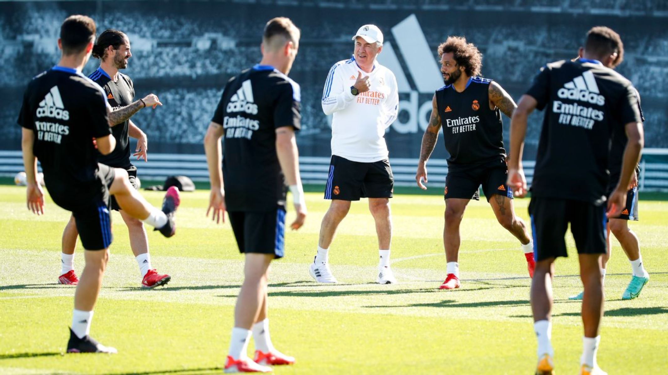 Ο Αντσελότι ζητά από τον Πέρεθ το… κούρεμα του ρόστερ!