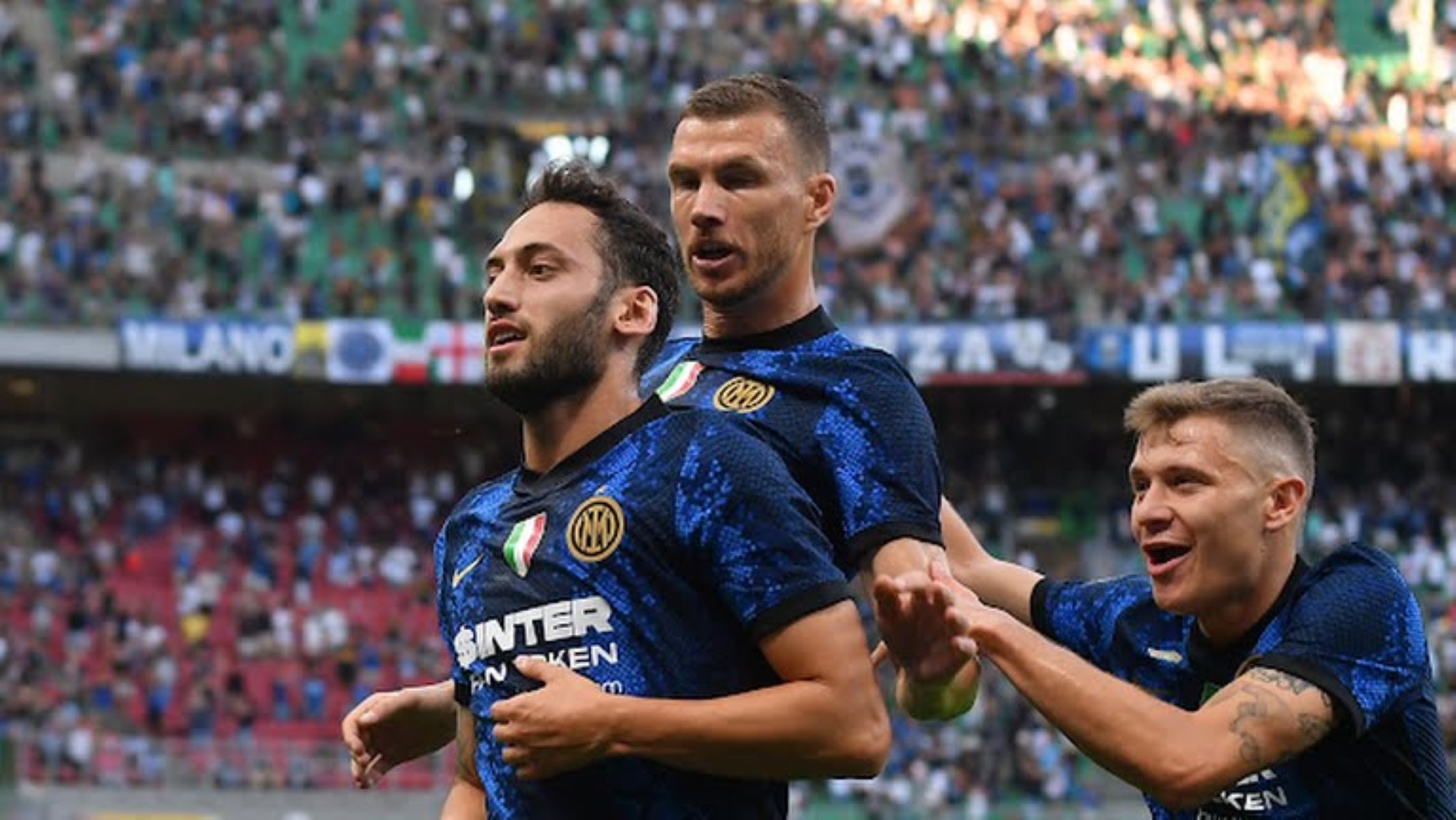 Σαν να μην πέρασε μια μέρα στο Μιλάνο (vid)