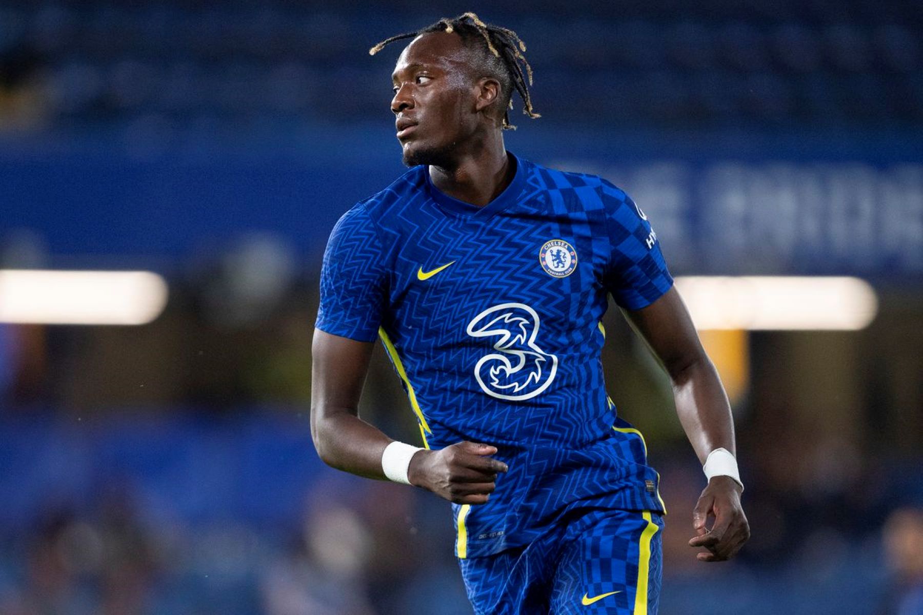 Σώζει την επιθετική της ανυπαρξία με Έιμπραχαμ η Άρσεναλ!