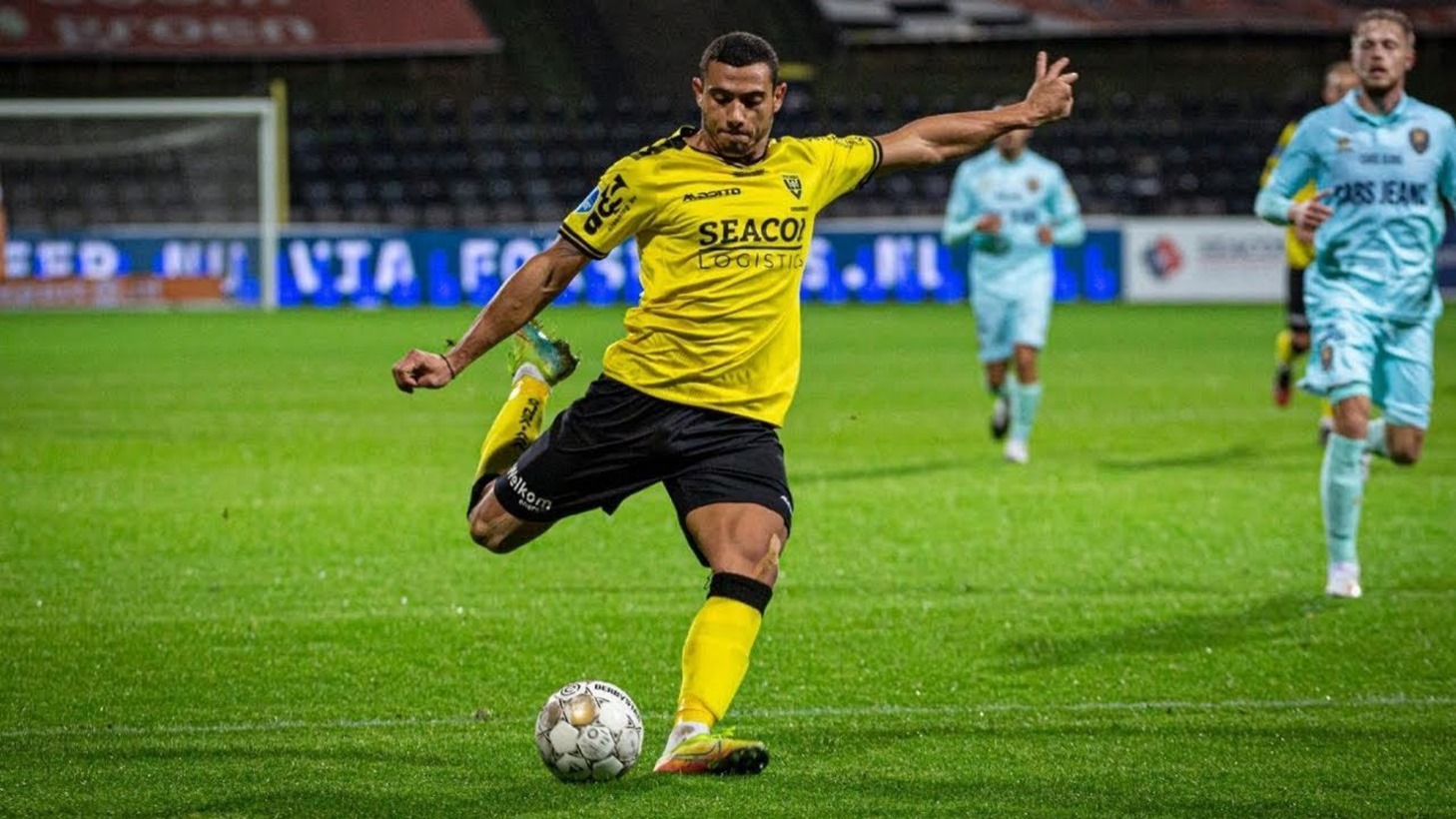 Ο Γιακουμάκης ακολουθεί τον δρόμο που χάραξε ο Σαμαράς!