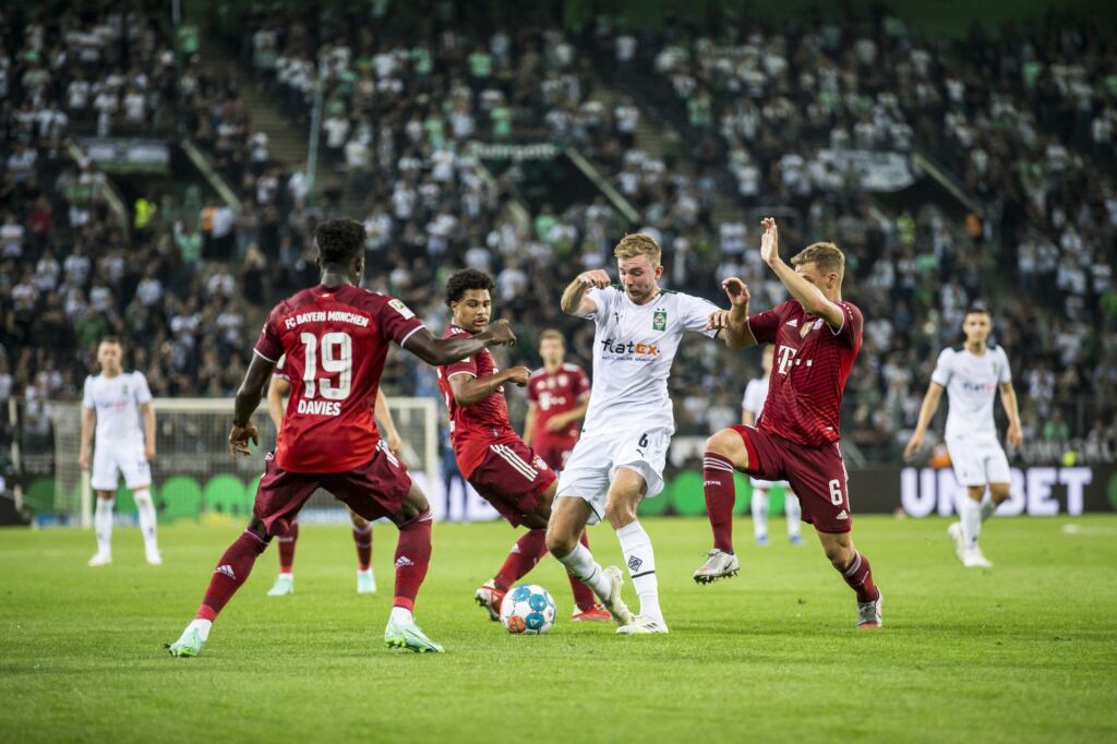 «Βράζουν» στην Γκλάντμπαχ για το πέναλτι… που δεν είδε ποτέ ο ρέφερι! (vid)