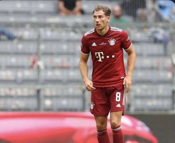 Ο Γκορέτσκα απλά δίνει το... σύνθημα!