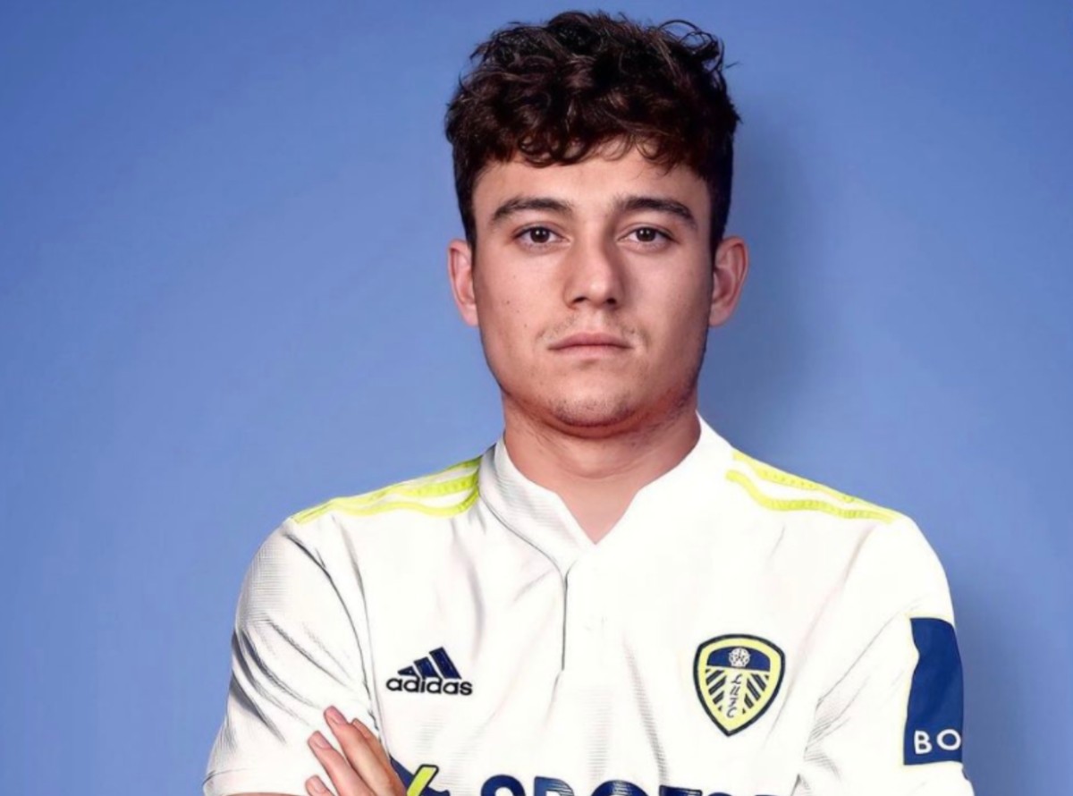 Στη Λιντς συνεχίζει την καριέρα του ο Ντάνιελ Τζέιμς