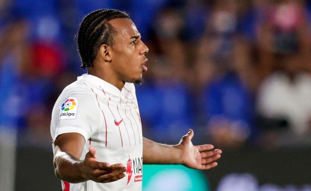 Επιμένει η Τσέλσι για Κουντέ – Έτοιμη για νέα υπέρβαση