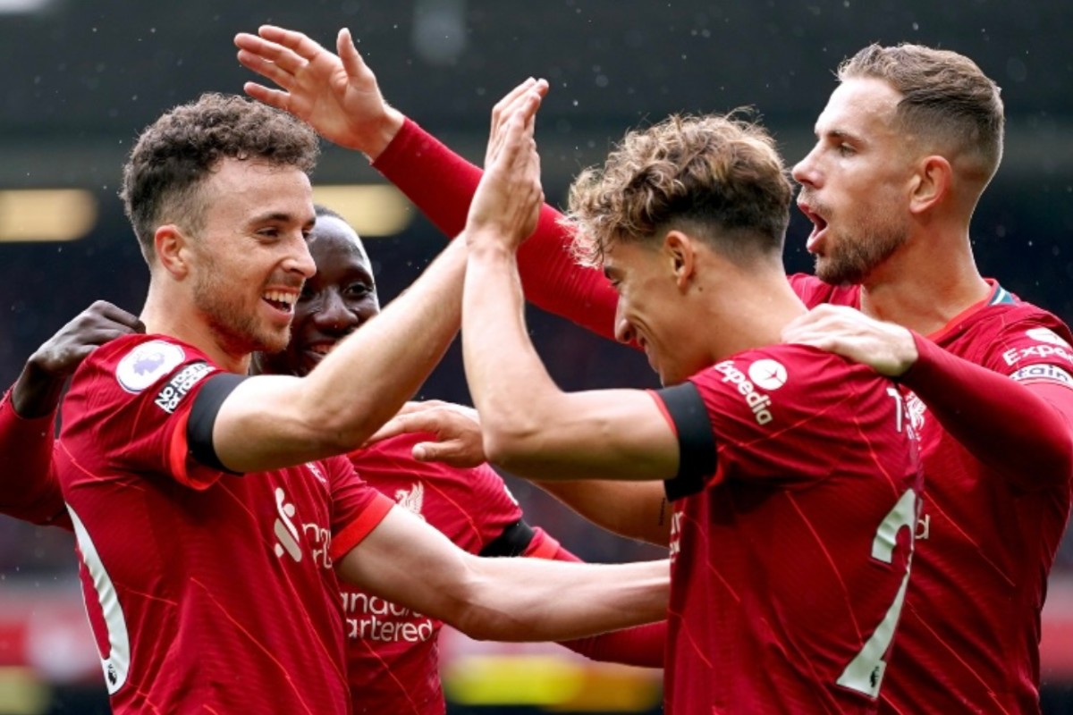 Γεμάτη με κίτρινο χρώμα η τρίτη φανέλα των «Ρεντς» (pics)