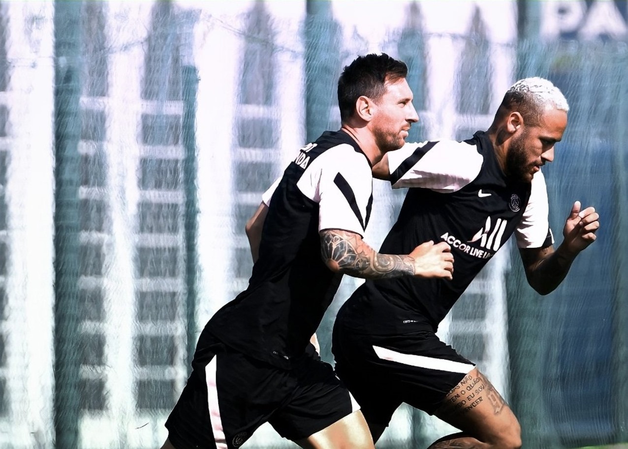 Ο Μέσι ξεκίνησε να… ρεζιλεύει τους νέους του συμπαίκτες! (vid)