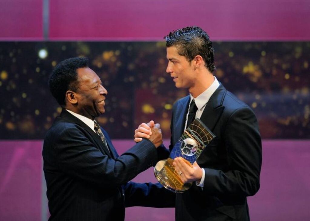 Πελέ για Κριστιάνο: «Κατέκτησε την κορυφή κι επέστρεψε σπίτι» (pic)