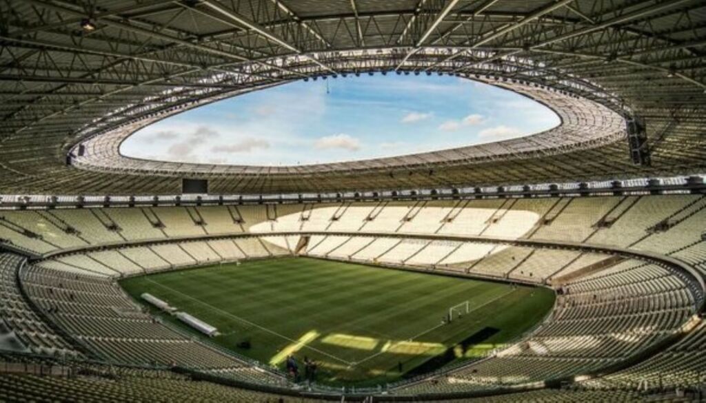 “Αέρας” η Τσέστερφιλντ, φουλ επίθεση στη Φορταλέσα!