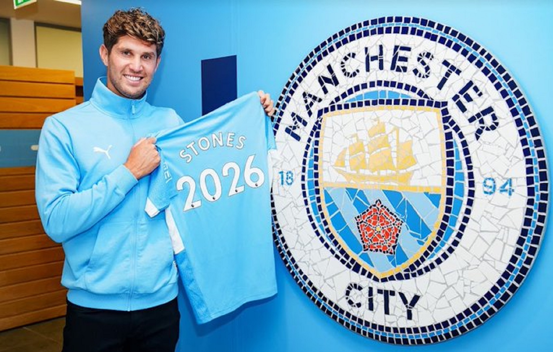 Επίσημο: «Πολίτης» μέχρι το 2026 ο Στόουνς