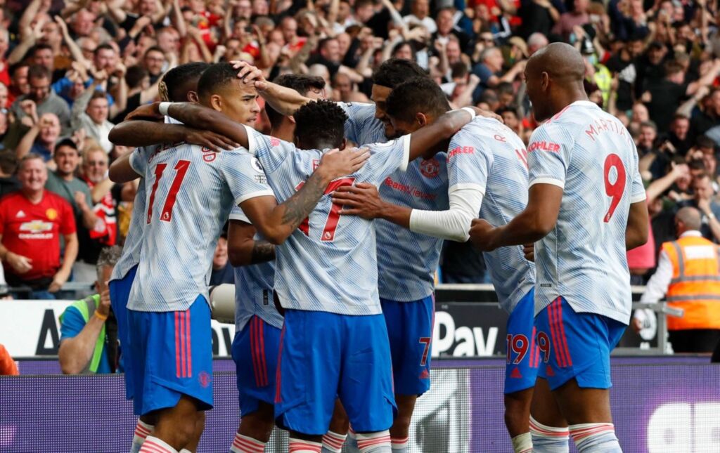 Η τρομερή ενδεκάδα της Γιουνάιτεντ και η παραφωνία (pic)