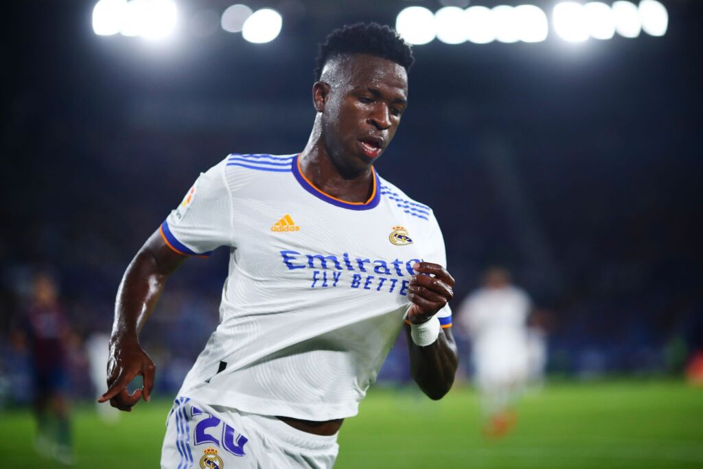 Αντσελότι σε Ζιντάν: «Τι σκ@τα δίνατε στον Βινίσιους;»