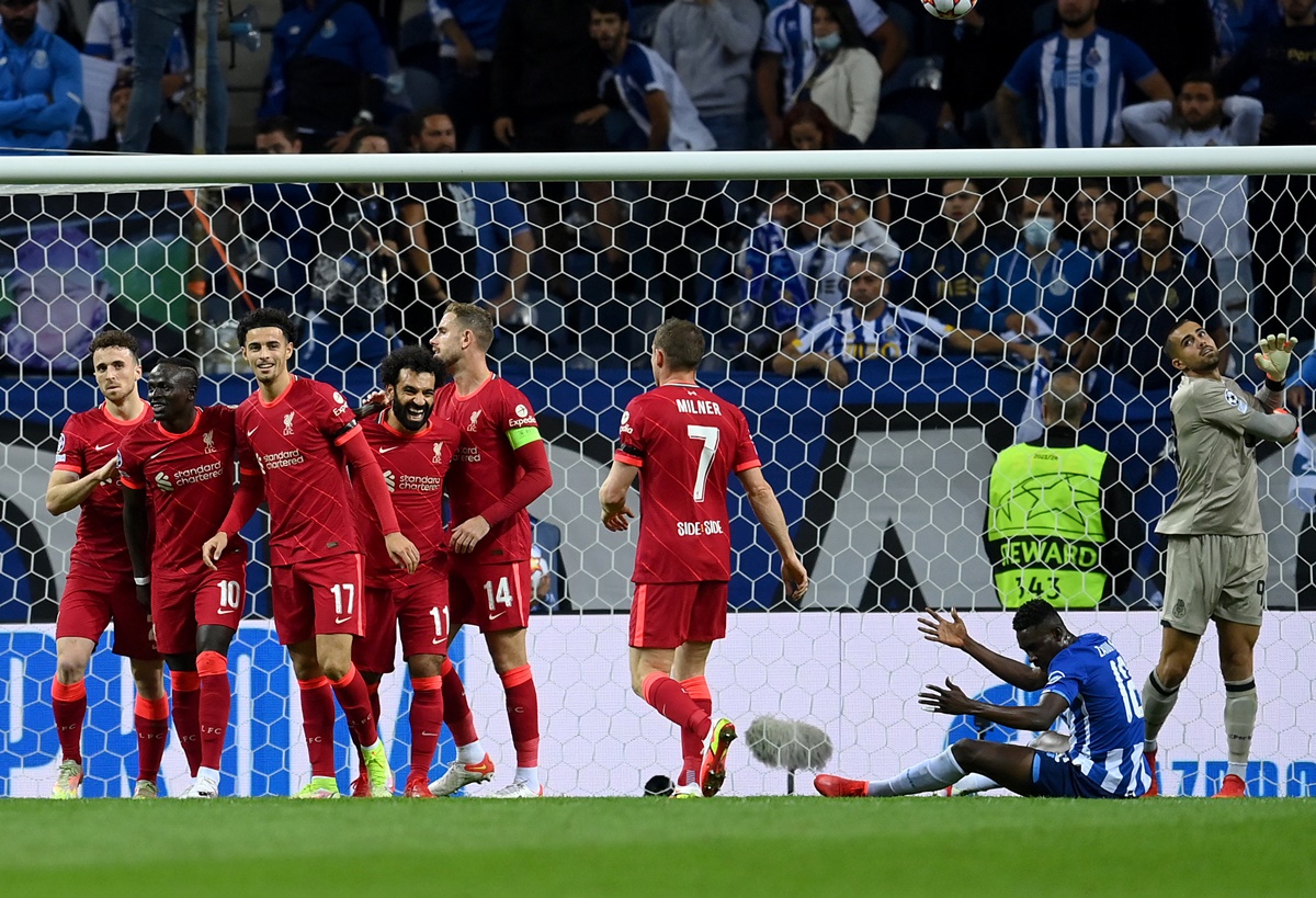 Πέταγε φωτιές στους «δράκους» η Λίβερπουλ! (vid)