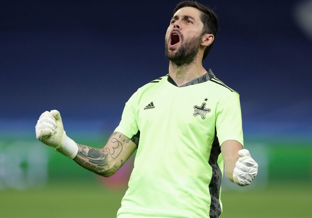 Τα απανωτά STOP του Αθανασιάδη στη Ρεάλ! (vid)