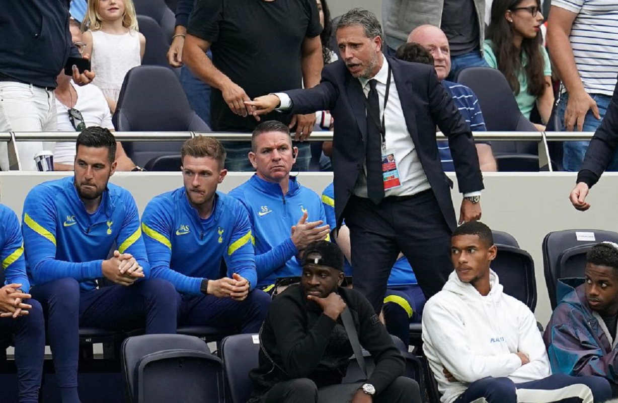 «Δυσαρέσκεια παικτών της Τότεναμ με τον Παρατίτσι!»