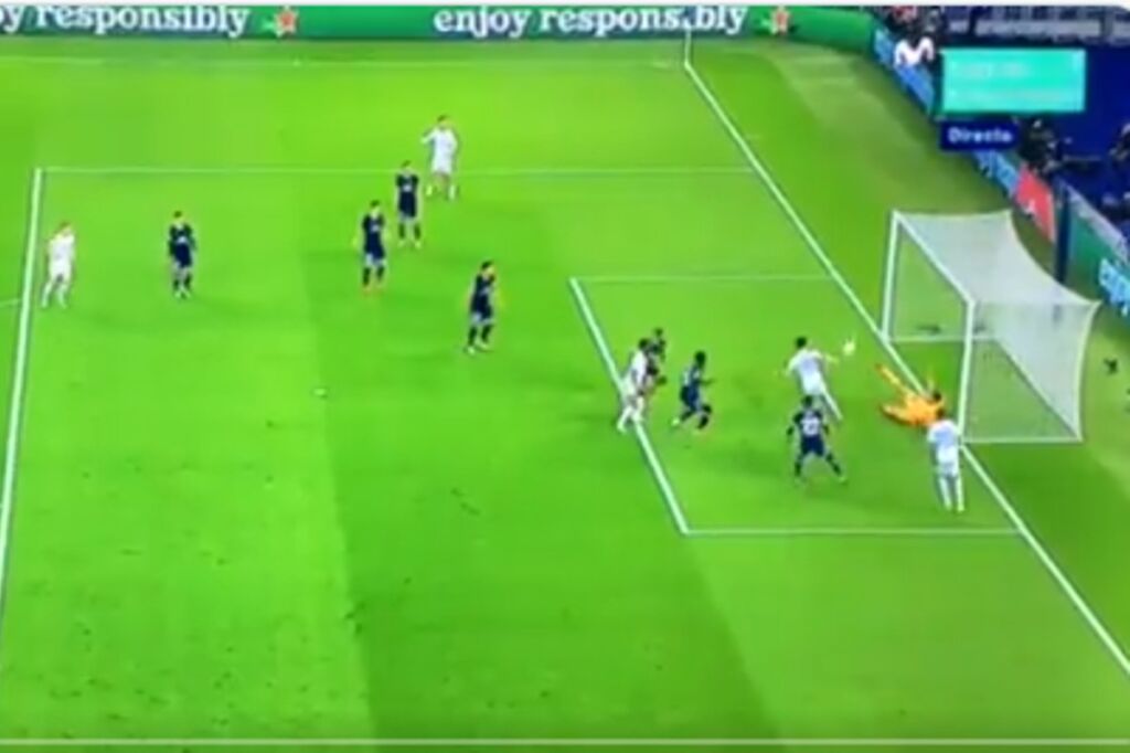 Η διπλή χαμένη ευκαιρία της Σίτι είναι βγαλμένη από το FIFA (vid)