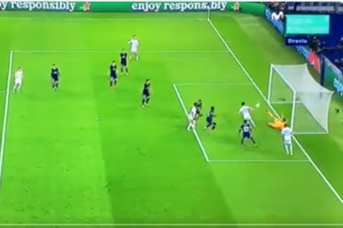 Η διπλή χαμένη ευκαιρία της Σίτι είναι βγαλμένη από το FIFA (vid)