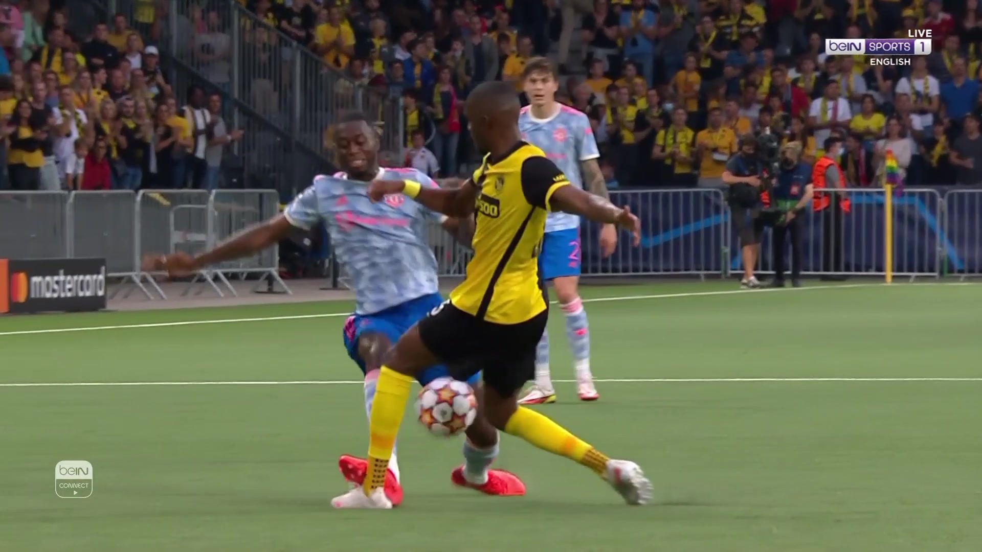 Κατευθείαν αποβολή και κόκκινη για… φυλακή στον Μπισάκα! (vid)