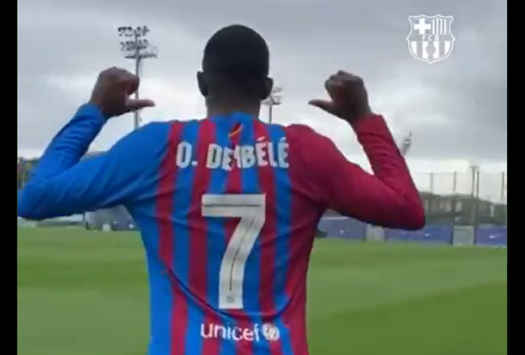 O Ντεμπελέ την είδε Κριστιάνο με το «7» της Μπάρτσα (vid)