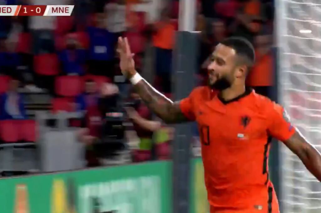 Δεν κόβει ο Ντεπάι – Γκολ και ντυμένος «Οράνιε» (vid)