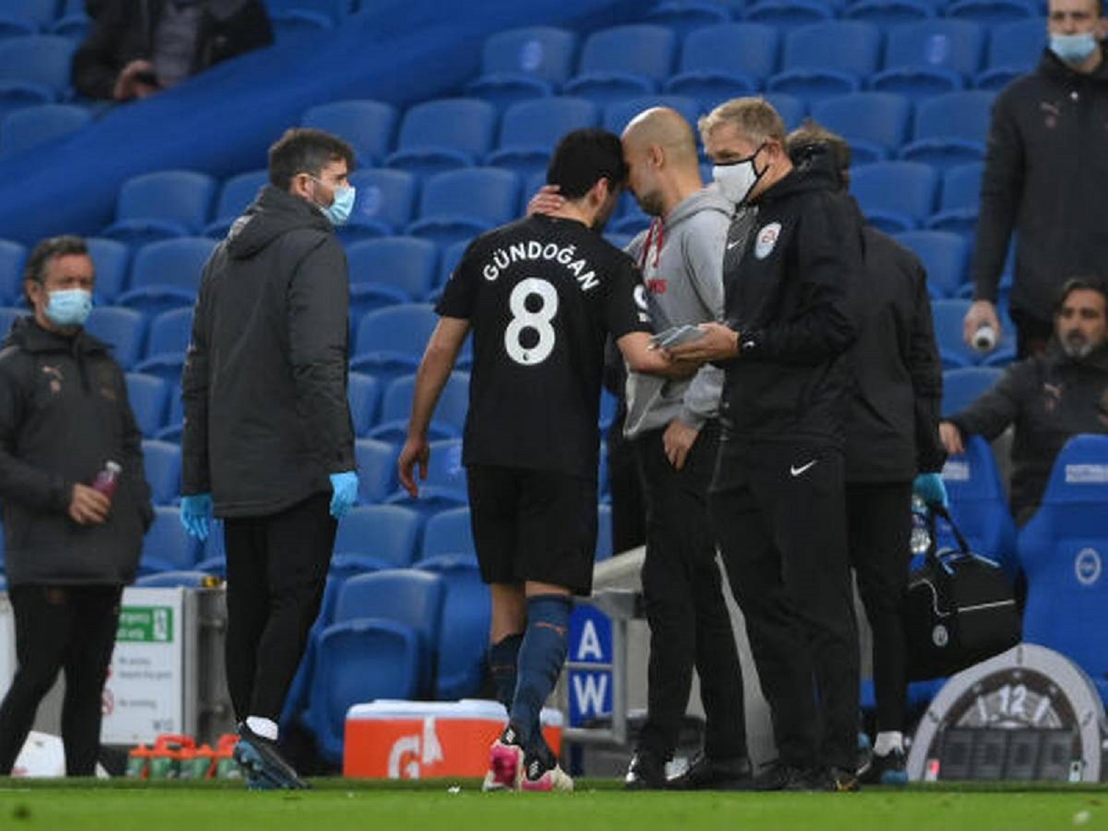 Πλήγμα για την Σίτι – Χάνει Παρί και Λίβερπουλ ο Γκουντογκάν