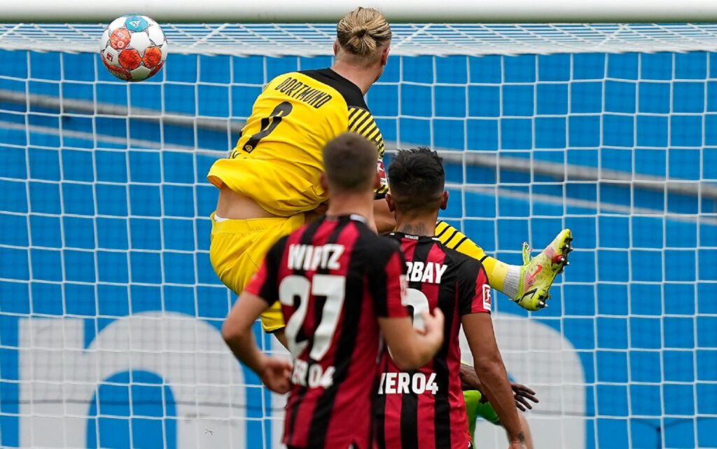 Ο… Air Χάαλαντ παλεύει για την Ντόρτμουντ! (vid)