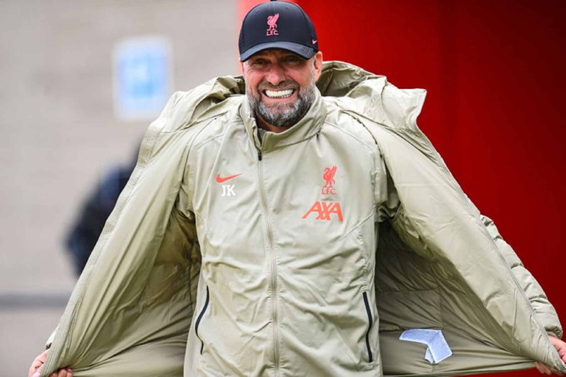 Ούτε αντι-Βαϊνάλντουμ ούτε επιθετικό η Λίβερπουλ!